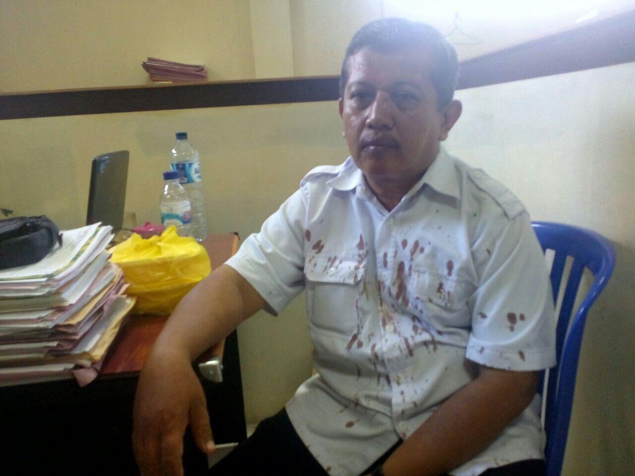 Bak-buk! Guru SMKN 2 Makassar Dipukul Orangtua Siswa di Ruang Kelas