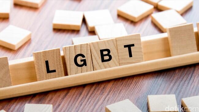 AS Kritik Indonesia Soal LGBT, Komisi I DPR: Tak Usah Ikut Campur!