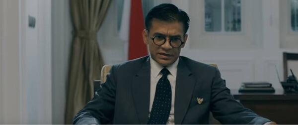 Ahok Temukan Adegan Tak Masuk Akal di Film Bangkit!