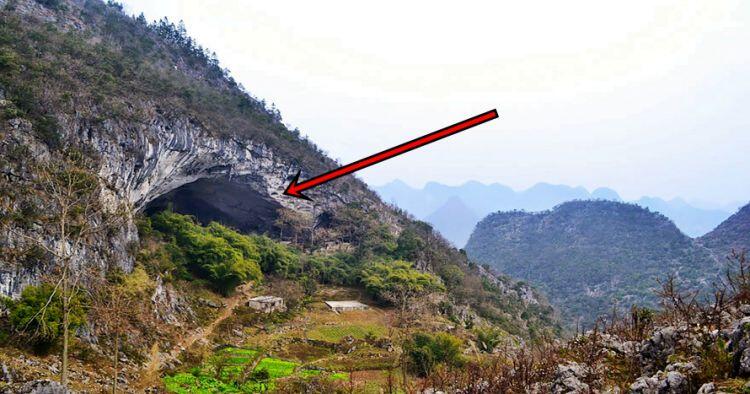 Inilah kehidupan manusia dalam GOA , Mereka juga punya sekolah