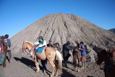 Ada yang belum tahu gunung Batok ?