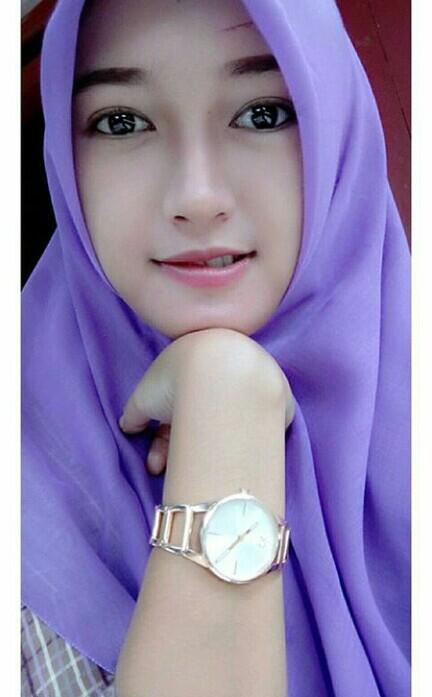 Setelah Rizma, Kini Muncul Lagi Guru SD Cantik dari Pati, Sista Cahya Nugraheni