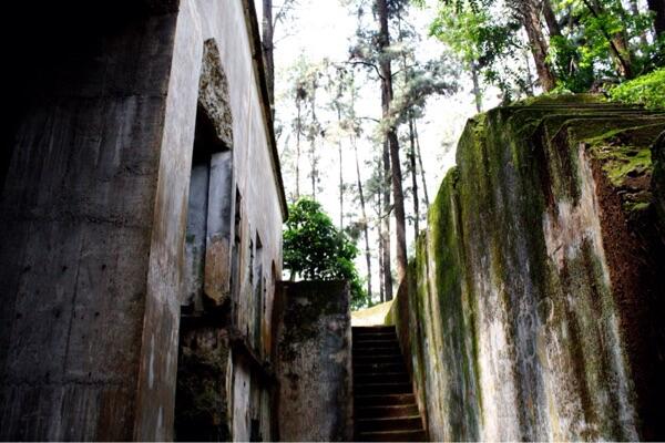 Tempat wisata yang berada disumedang ?