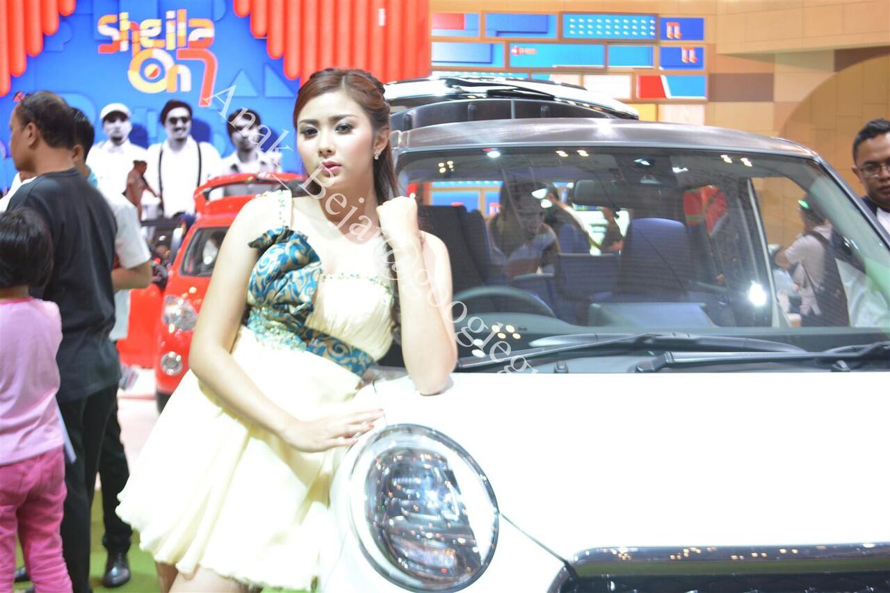 Liputan SPG GIIAS 2016 - Gaikindo Indonesia International Auto Show