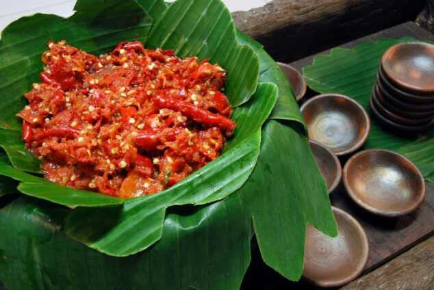 15 Resep Sambal Khas Indoensia Yang Bikin Lo Lahap Makan