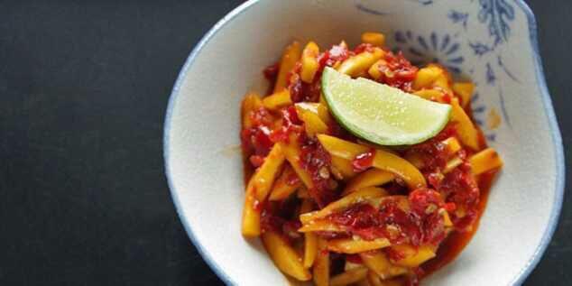15 Resep Sambal Khas Indoensia Yang Bikin Lo Lahap Makan