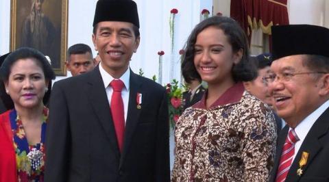 Jokowi kepada Gloria Hamel: Ini Dia Nih yang Terkenal di TV