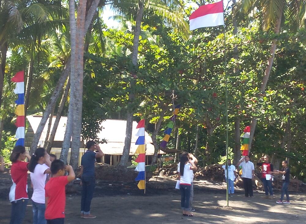 Perayaan 71 Tahun Kemerdekaan RI di Pantai Kampung Belengang, Sangihé!