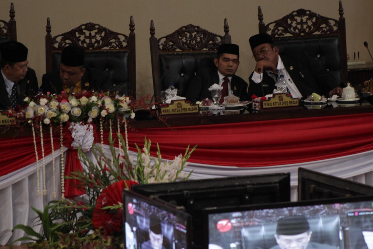 WALIKOTA INI TIDUR PULAS SAAT DENGAR PIDATO OM JOKOWI