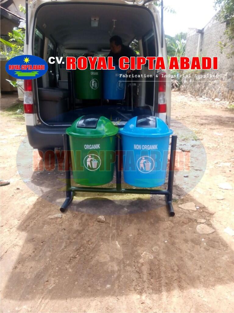 tempat sampah gandeng 2 bulat