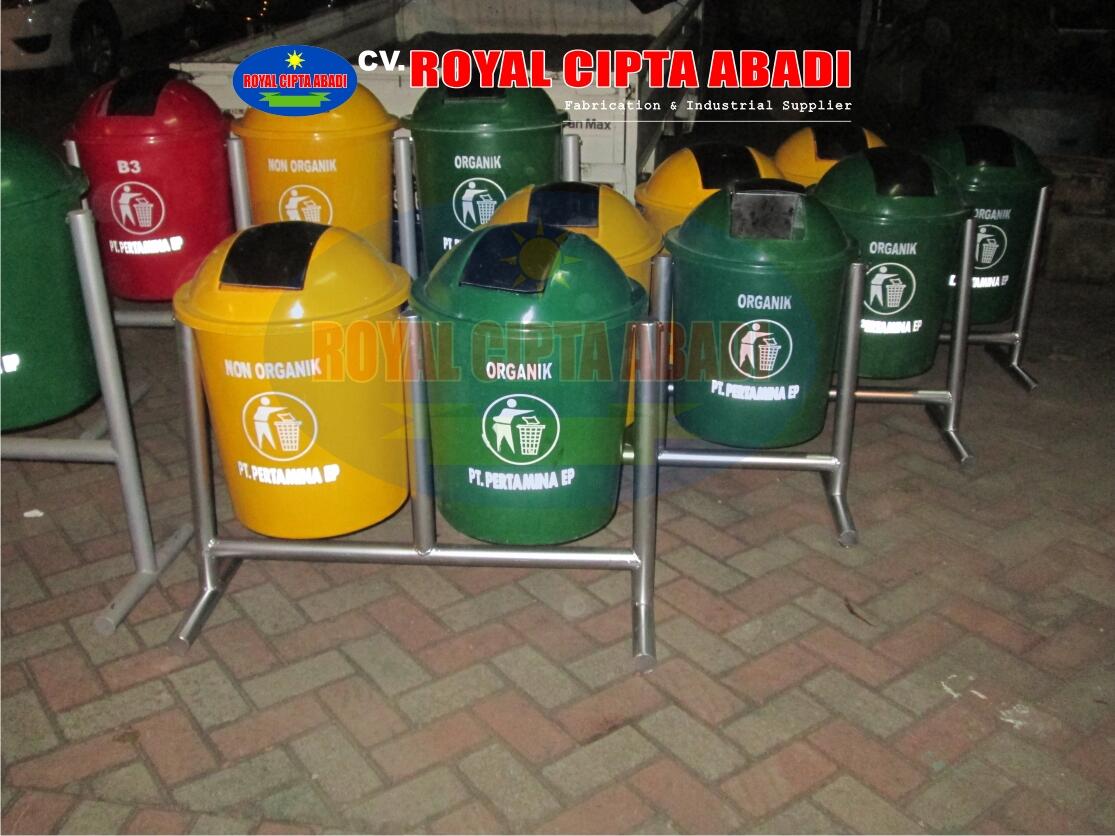 tempat sampah gandeng 2 bulat