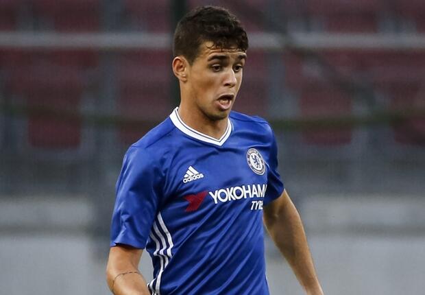 Oscar Sempat Takut Dilatih Antonio Conte