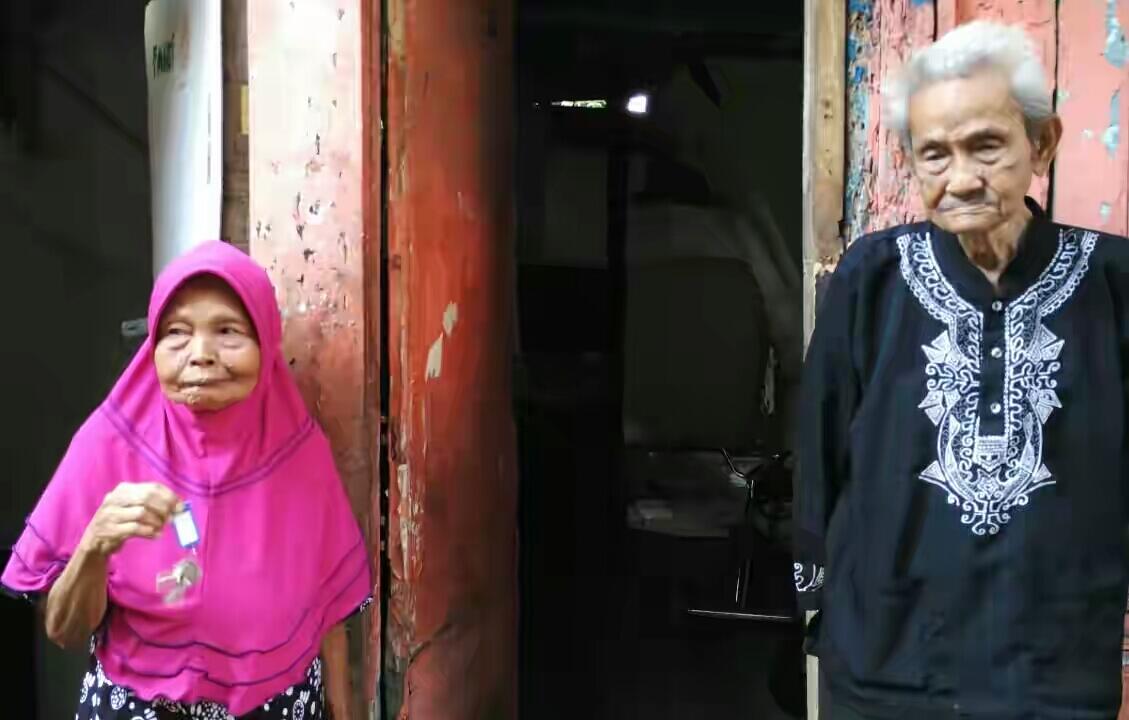 Kisah Nenek dan Kakek Renta yang Diminta Ahok Pindah ke Rusun