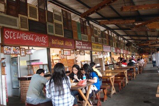 5 Restoran di Bandung dengan Keunikan Tersendiri! (Traveler Masuk!)