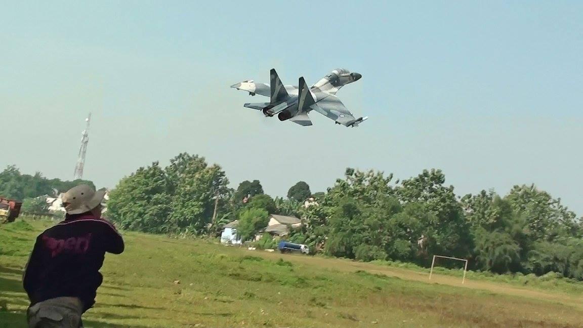 Pesawat Tempur Sukhoi Su-30MK2 RC &#91;Bikin Sendiri&#93;