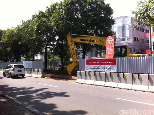 Asiknya Proyek LRT Mulai Dibangun