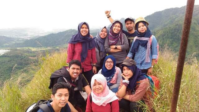 Jalan jalan ke Jonggol Gunung Batu a.k.a Bukit BATU dan Curug Ciherang Bogor.