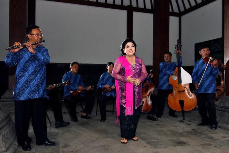 Musik Keroncong , Riwayatmu Kini.