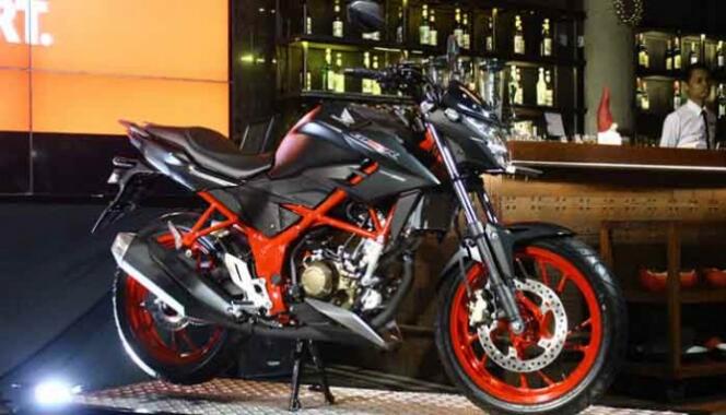 Fakta Mengenai 3 Monster Naked