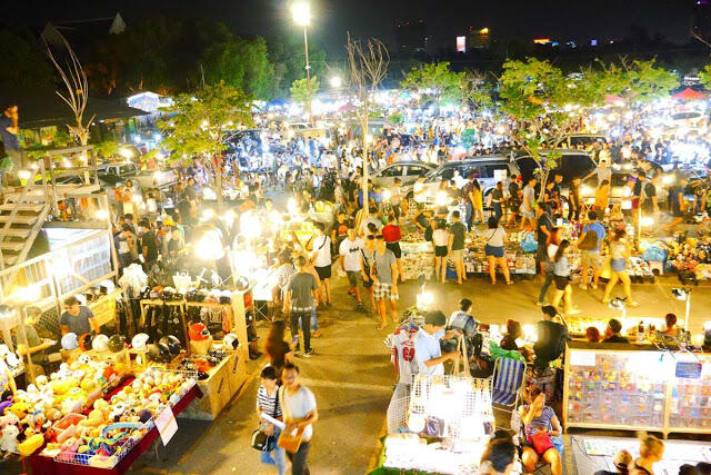 4 Tempat Makan (Food Market) Murah di Bangkok