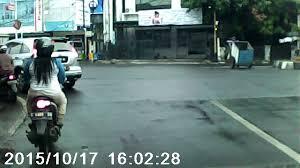 10 Hal Perilaku Negatif Pengendara Motor (Jangan Ditiru)