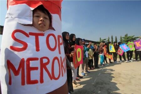 Pemerintah Ditantang Bentuk UU Khusus Larangan Merokok