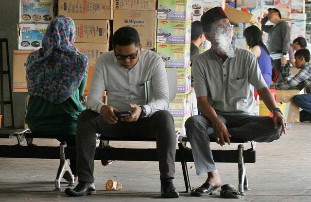 Pemerintah Ditantang Bentuk UU Khusus Larangan Merokok