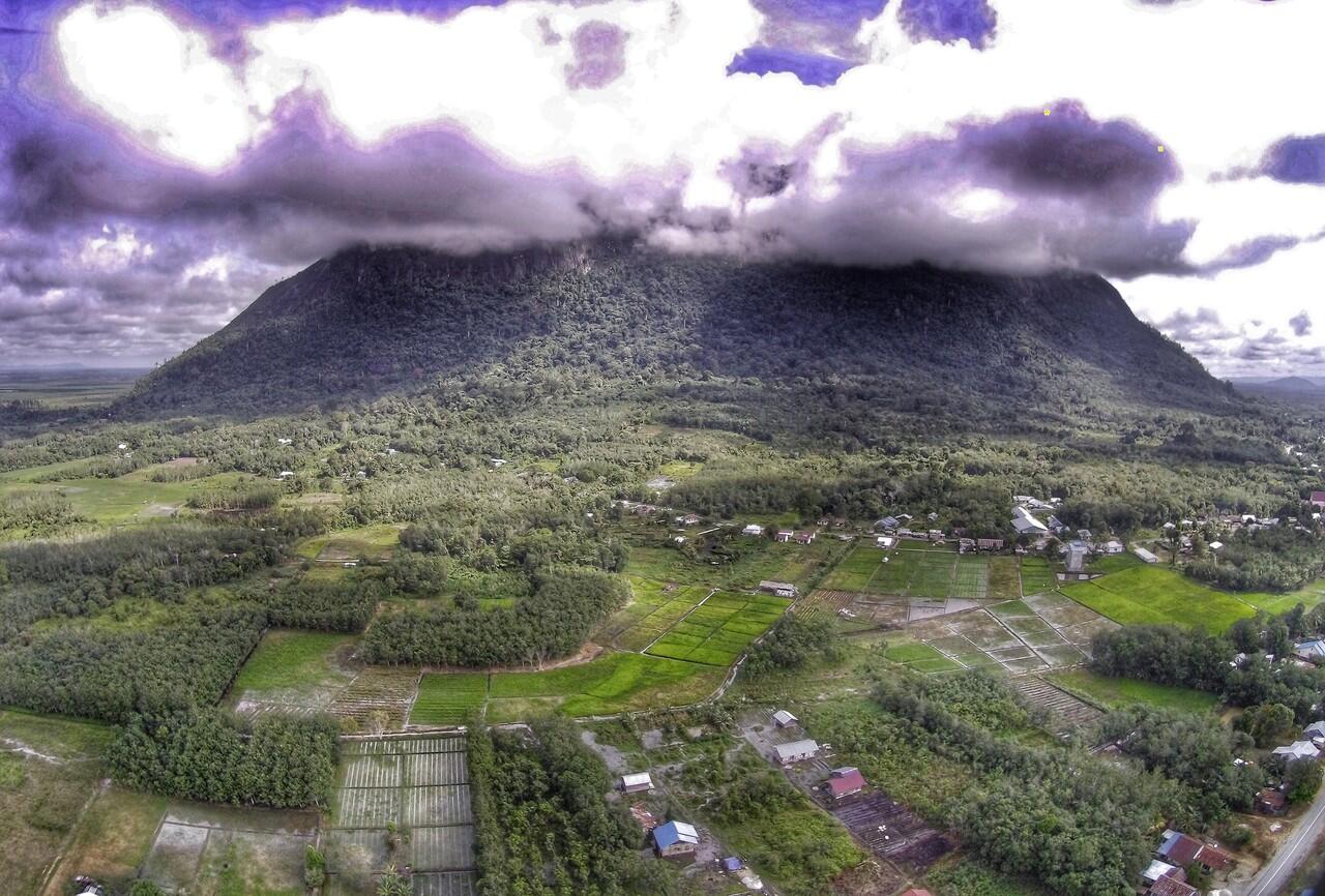 Bikin Dunia Tau! Bukit Kelam. Batu Terbesar di DUNIA