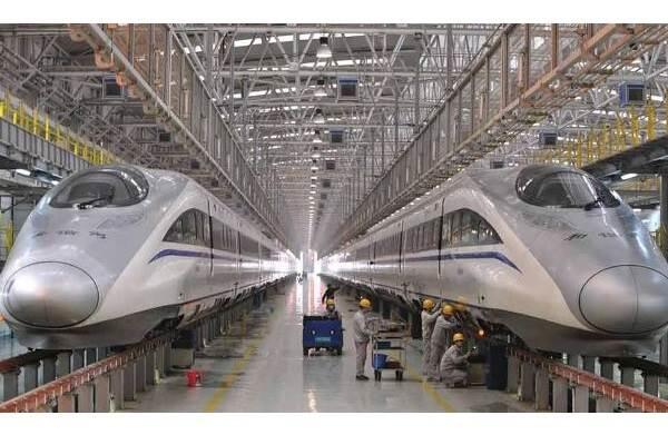 Kereta Cepat: Kereta Cepat Harus Dibangun secepatnya