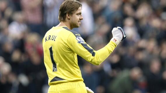 Gantikan Jasper Cillessen, Ajax Pinjam Tim Krul