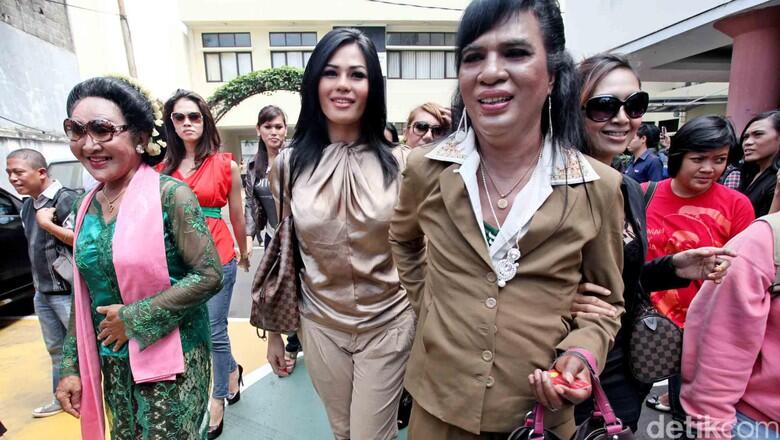 PPP Persilakan LGBT Keluar Indonesia Jika Tak Nyaman di Indonesia