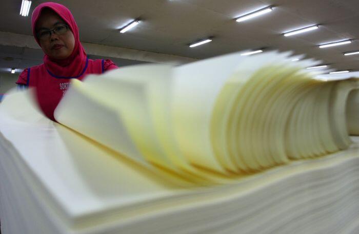 Kesempatan kerja terbuka, angka PHK turun