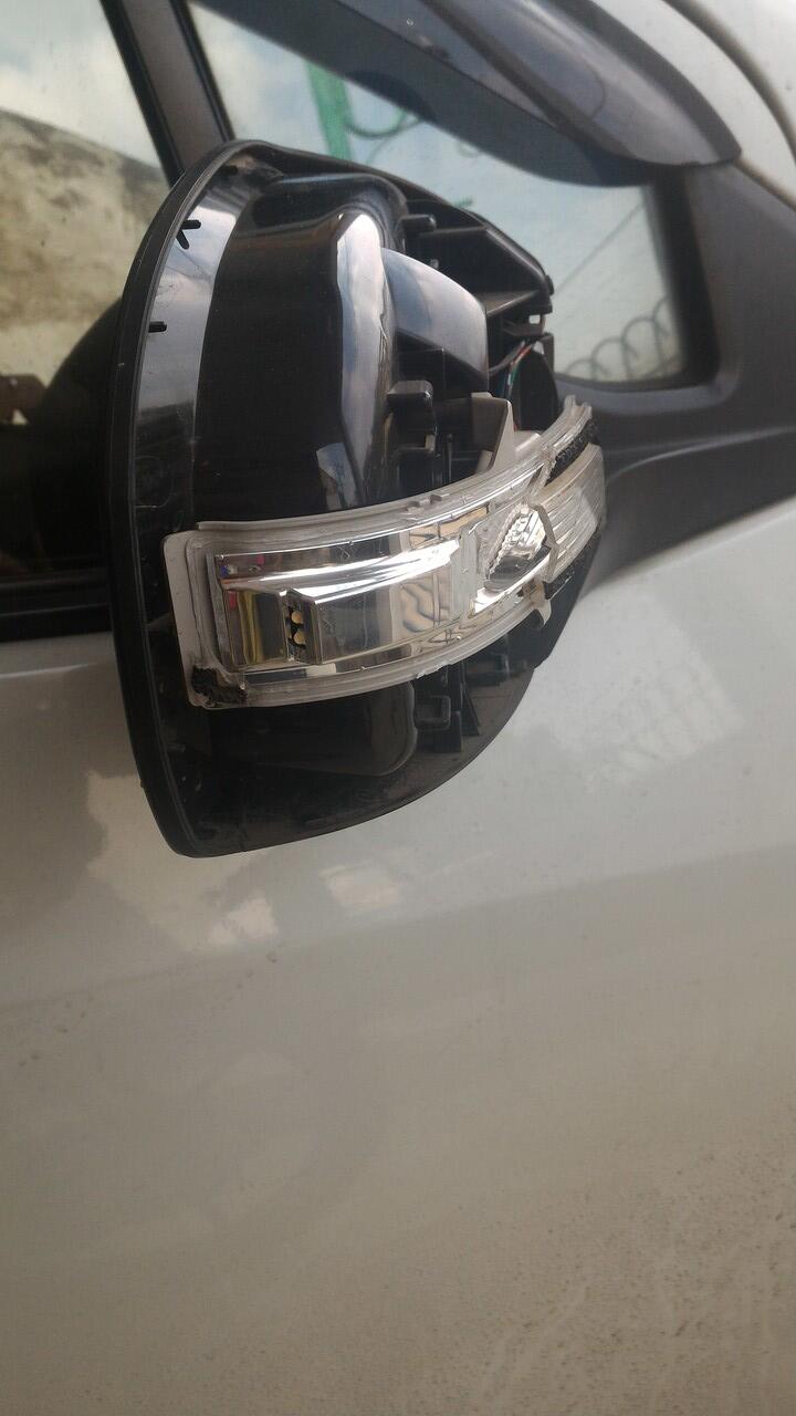 Ask : Spion Ertiga Kanan