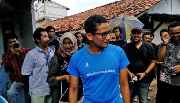 Foto Celana Menonjol Sandiaga Uno Viral di Medsos