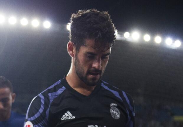 Tottenham Hotspur Bidik Isco
