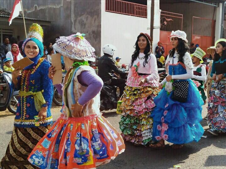 Malang carnival “Meriah Dalam Kesederhanaan” 