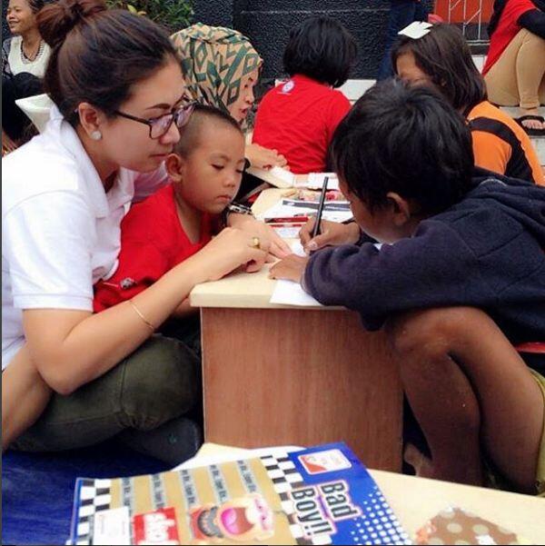 kenalin Any Kusuma Dewi, sosialita cantik ini