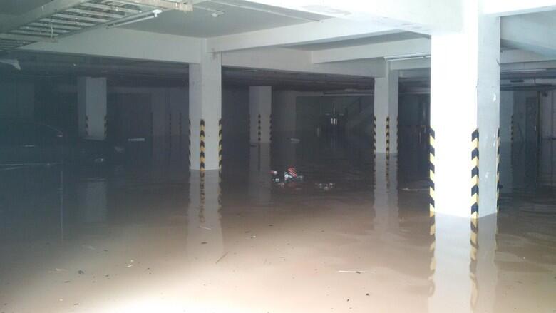 PENAMPAKAN BASEMENT KEMANG SQUARE
