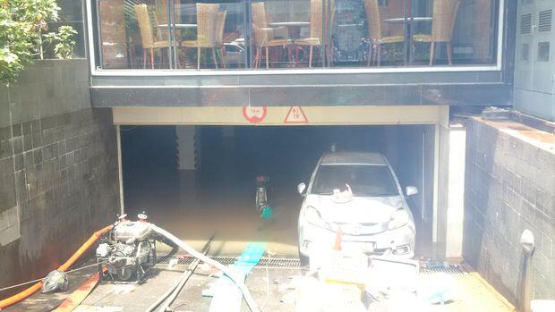 PENAMPAKAN BASEMENT KEMANG SQUARE
