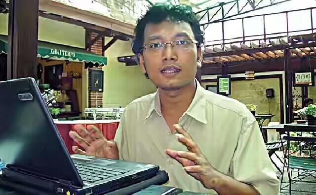 #Sibuk Klarifikasi Soal Celana Dalam, Sandiaga Layak Dapat MURI