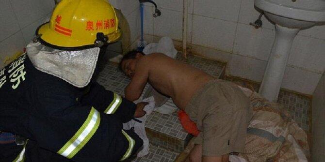 Lima cerita paling mencengangkan dari lubang toilet