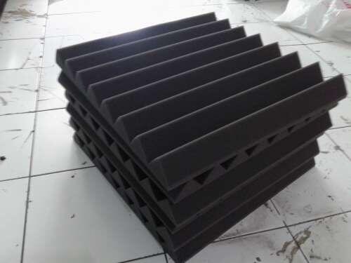 busa peredam suara
