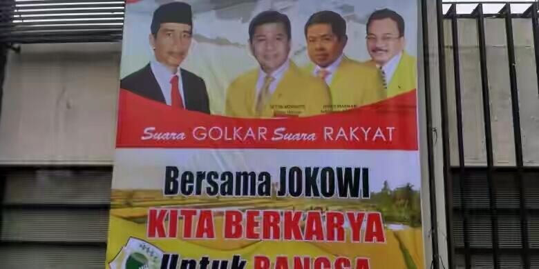 Ada Jokowi di Spanduk yang Terpasang di Kantor DPP Golkar