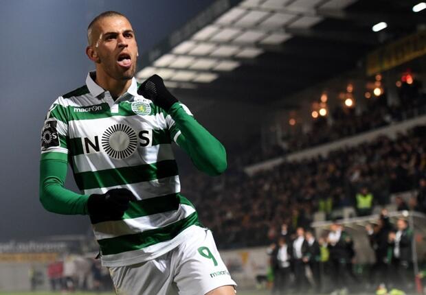 Leicester City Sepakati Transfer Islam Slimani