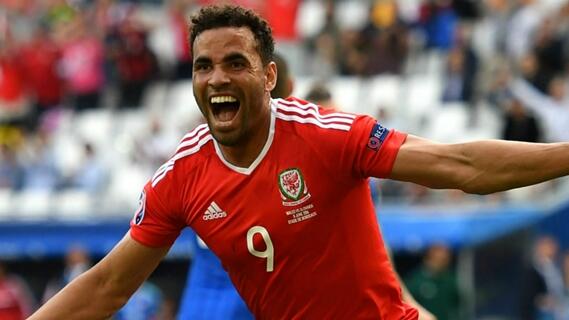 RESMI: West Bromwich Albion Gaet Hal Robson-Kanu