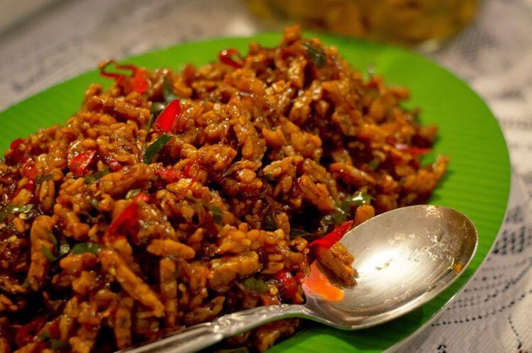 Ini Nih Gan, Makanan Warteg yang Selalu Bikin Berat Badan Agan Ideal