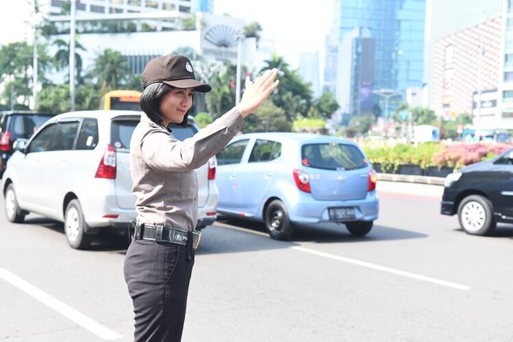 Mereka yang Cantik dan Partiotik!