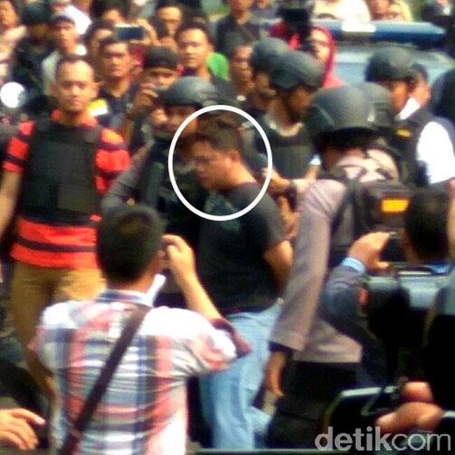 Ini Penampakan Satu Orang Perampok yang Sandera Korbannya di Pondok Indah