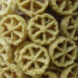 penawaran bisnis kembang goyang - buat agan yang bisa buat kue kembang goyang masuk