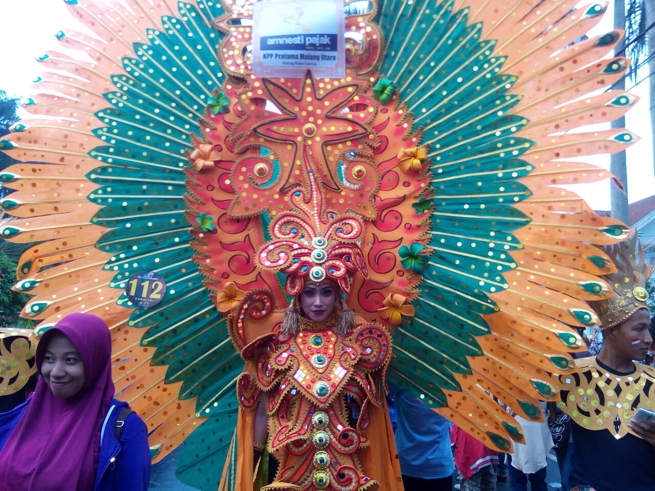 Yuk Intip Betapa Serunya Malang Flower Carnival 2016